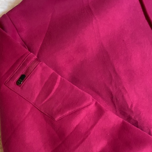 NWT Attraco Women's Berry Travel Pullover Hoodie with built in eye mask - Picture 3 of 10